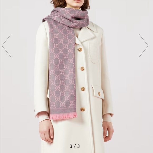 Authentic Gucci Scarf pick and grey - Picture 5 of 5